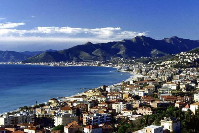 Ligure Residence Borgio Verezzi Esterno foto